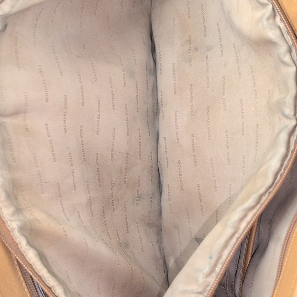 Michael Kors Textured Leather Beige Tote Shoulder Bag Great For Laptop, iPad Etc - Picture 10 of 11
